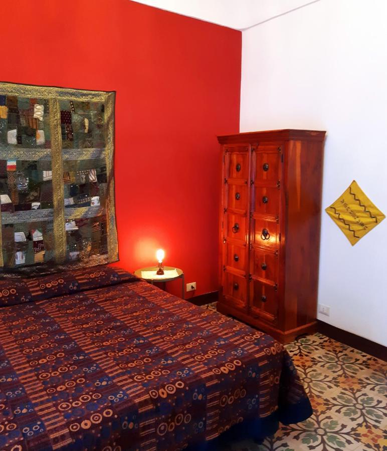 Bed and Breakfast Antico Palazzo Affitti Brevi Пьяцца-Армерина Экстерьер фото